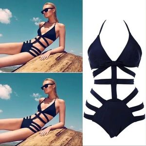 Brand New, Women One Piece Monokini Padded swimsuit, Size L